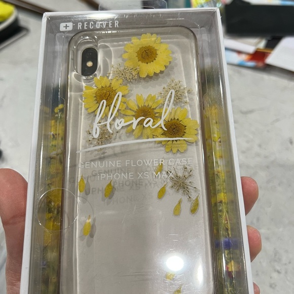 LOT OF 4 IPHONE XS MAX CELLPH CASES - Picture 4 of 6